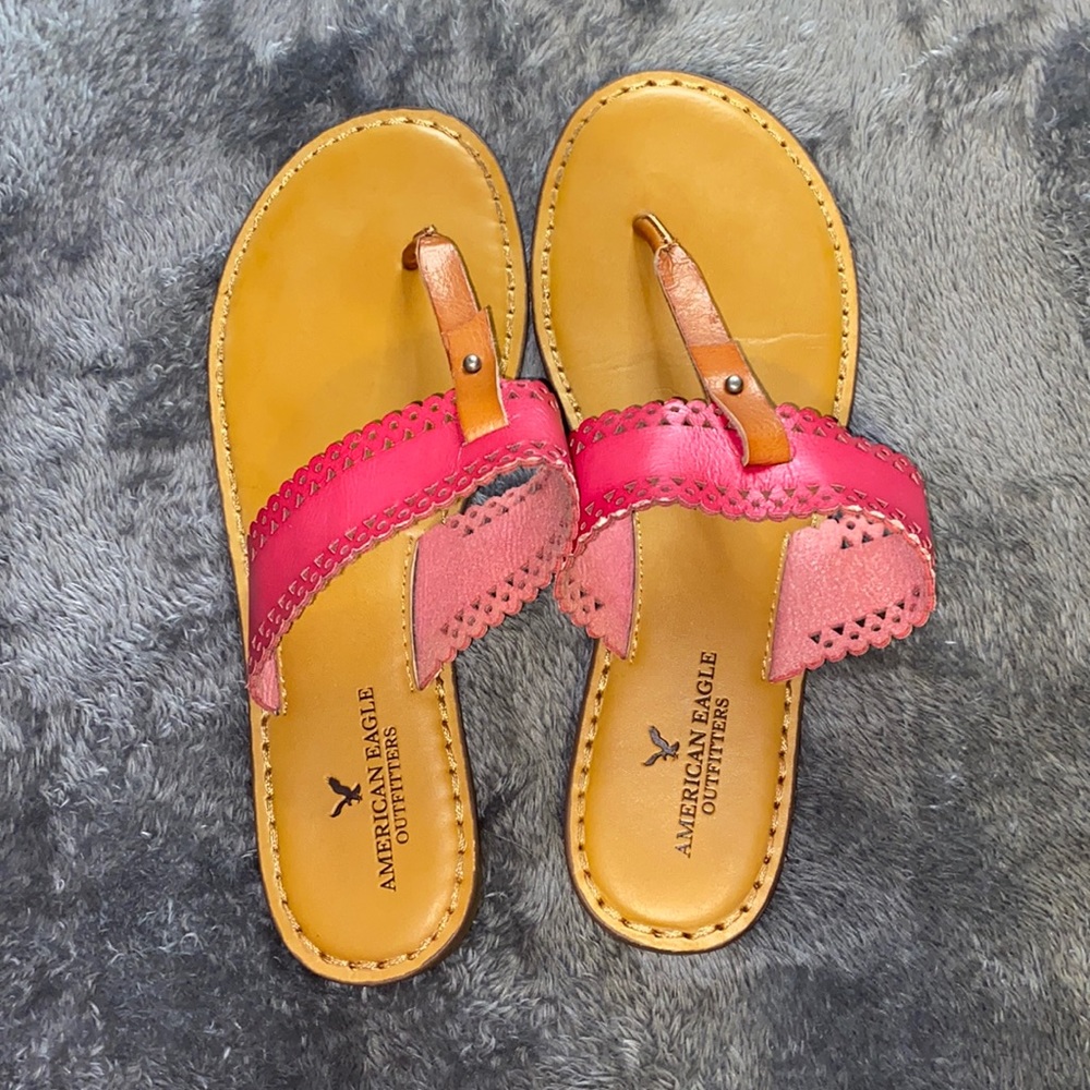 American Eagle Flip Flops